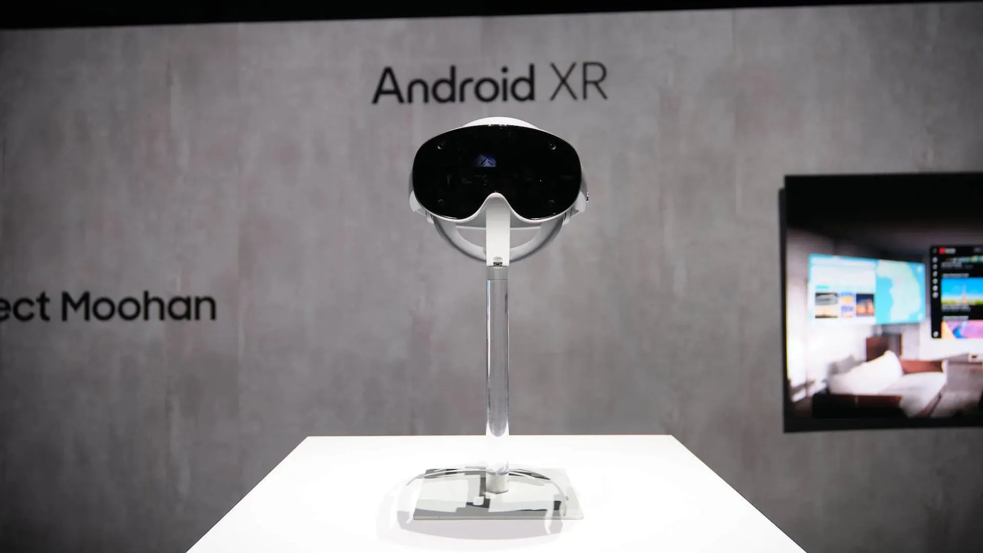 Key Features and of Samsung Android XR Headset - Euphoria XR